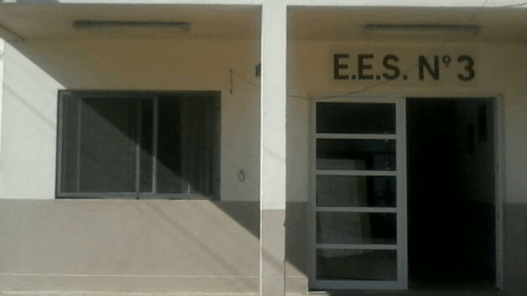 Aumnos de EES N°3 de Abbott a las finales en los torneos Bonaerenses.