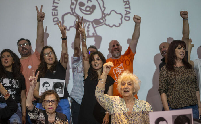Las Abuelas de Plaza de Mayo Anuncian el Hallazgo del Nieto 140