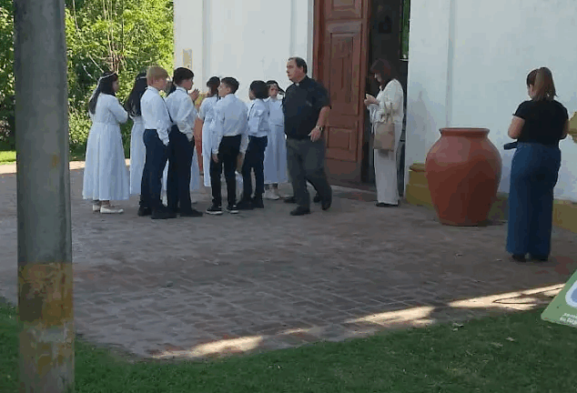 Emotiva misa en la Parroquia Sta. Margarita de Cortona de Abbott